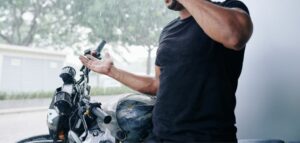 Motorrad im Regen